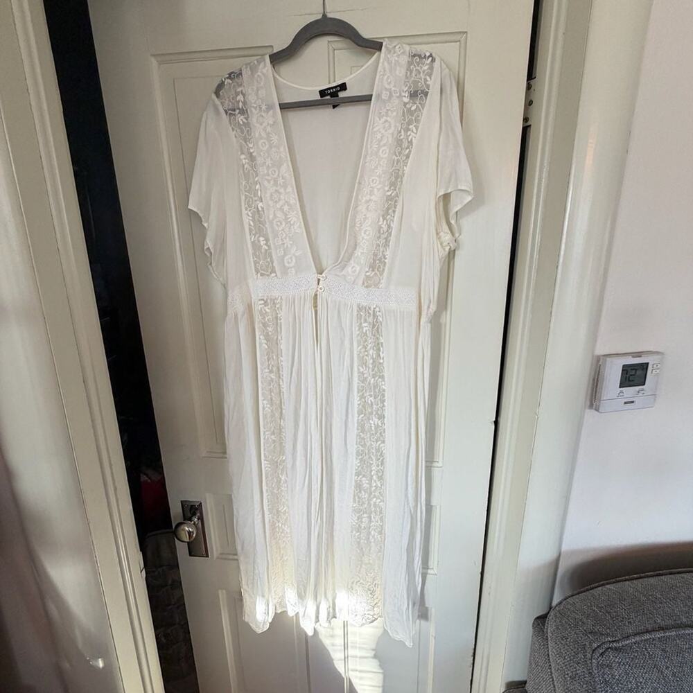 Torrid White Lace & Embroidered Short Sleeve Kimono Maxi Swim Cover Up